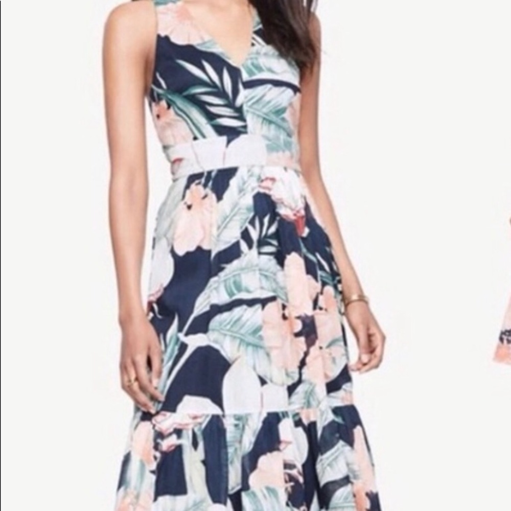 Beautiful Brand new palm print A line dress.